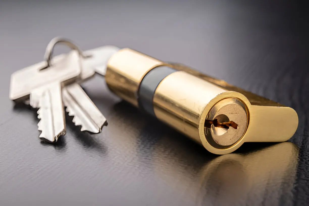 Professional repairing home locks with trusted Locksmith Near Me services